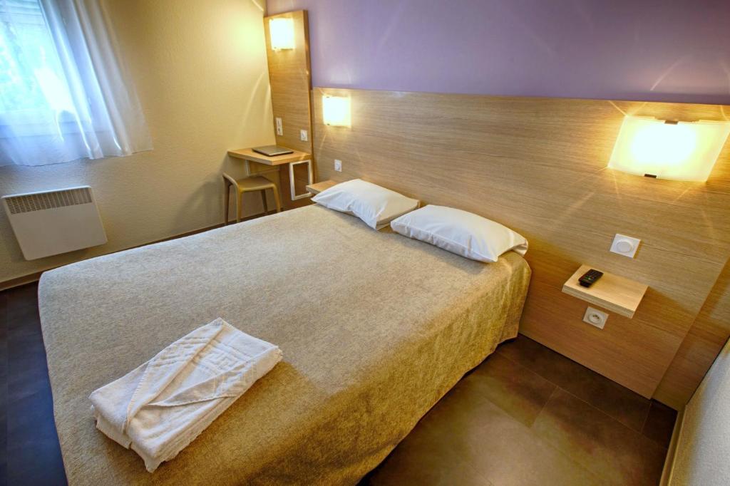 Hotel Formule Club Cenon Ruang foto