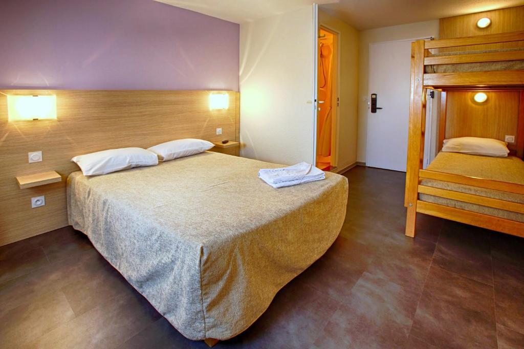 Hotel Formule Club Cenon Ruang foto